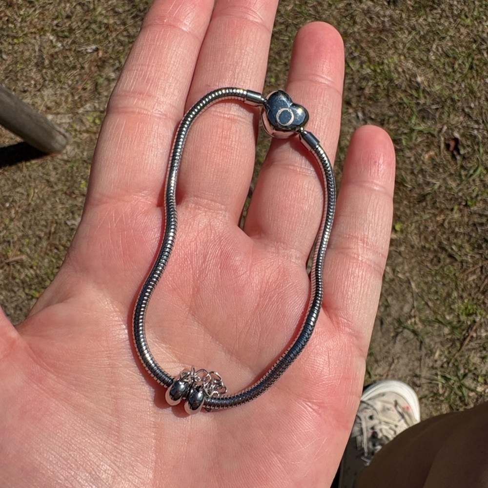 Gnoce stainless bracelet with safety chain